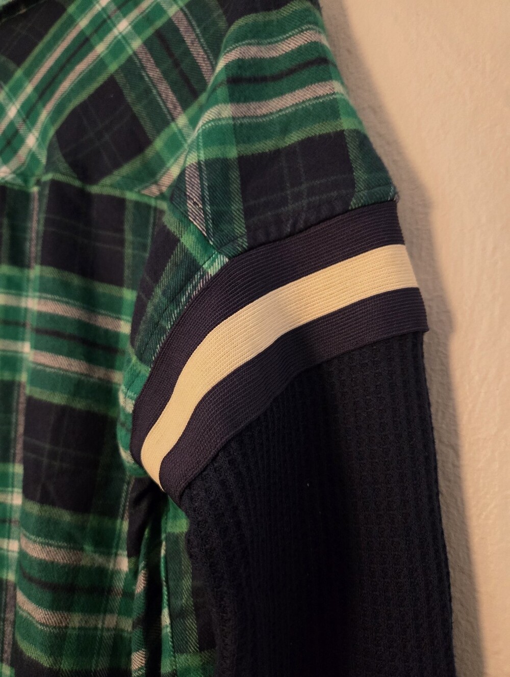 NWT Plaid Green & Blue Button-Up Shirt with Navy Flannel Sleeves, Size Juniors S - Picture 10 of 14